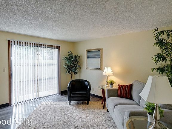 5th image of 7007 NE 44th Cir APT D