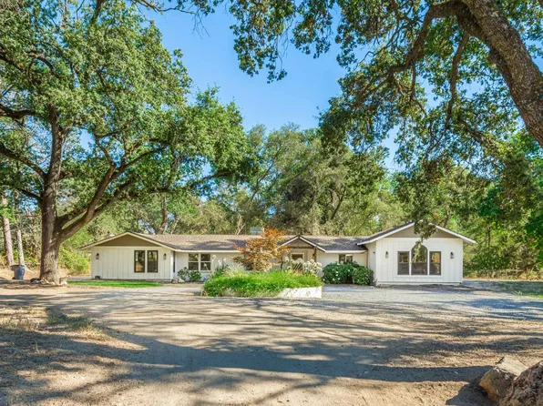 5880 Sandy Rd, Loomis, CA 95650