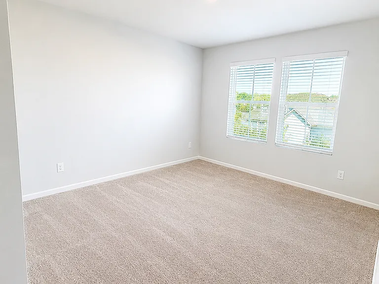 155 Grand Arbor Dr — Photo 32