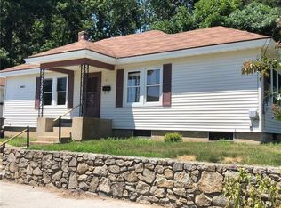 11 Virginia Ave, West Warwick, RI 02893