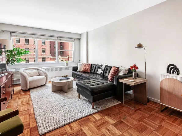 430 W 34th St APT 5H, Manhattan, NY 10001
