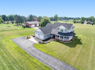 2745 Carric Ct, Jackson, MI 49201