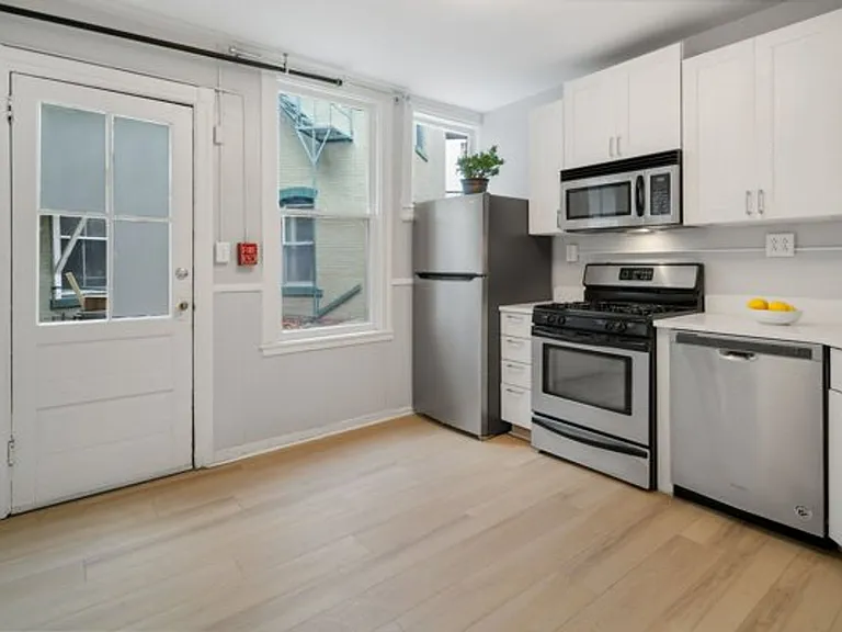 Quarry St. Apartments — Photo 142