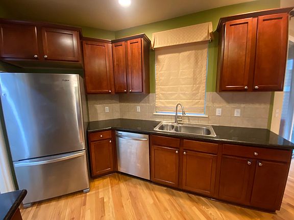 2nd image of 13017 NE 97th St
