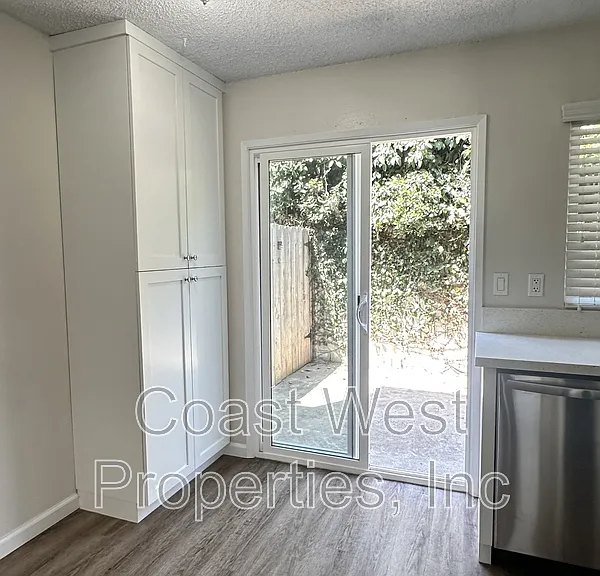120 Phoebe St #7 — Photo 6