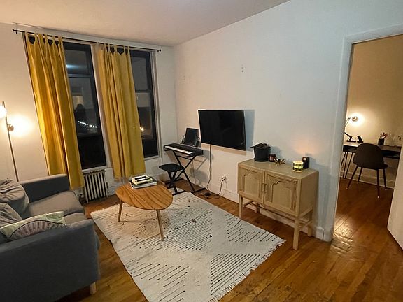 2nd image of 352 Lafayette Ave APT 3D