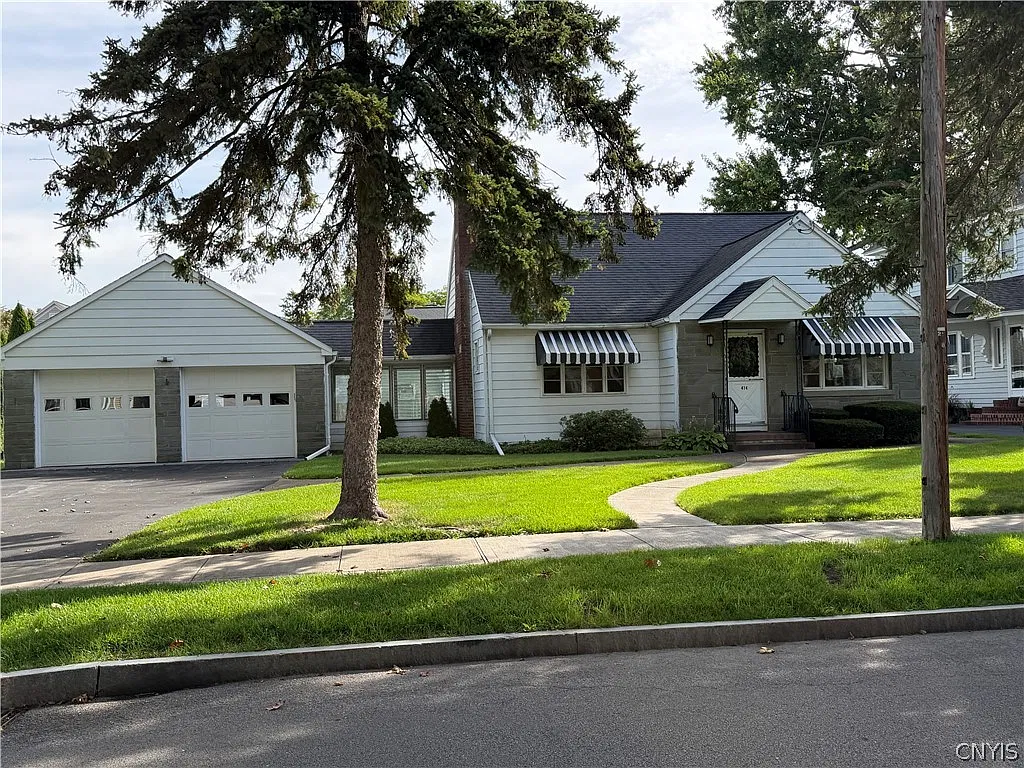 3 bed, 2.0 bath, 1548 sqft, $3,000 — Photo 3