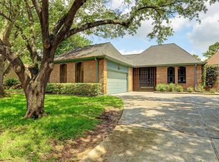 11706 Pecan Creek Dr, Houston, TX 77043