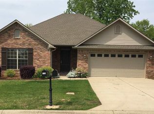 1745 Penny St, Conway, AR 72034