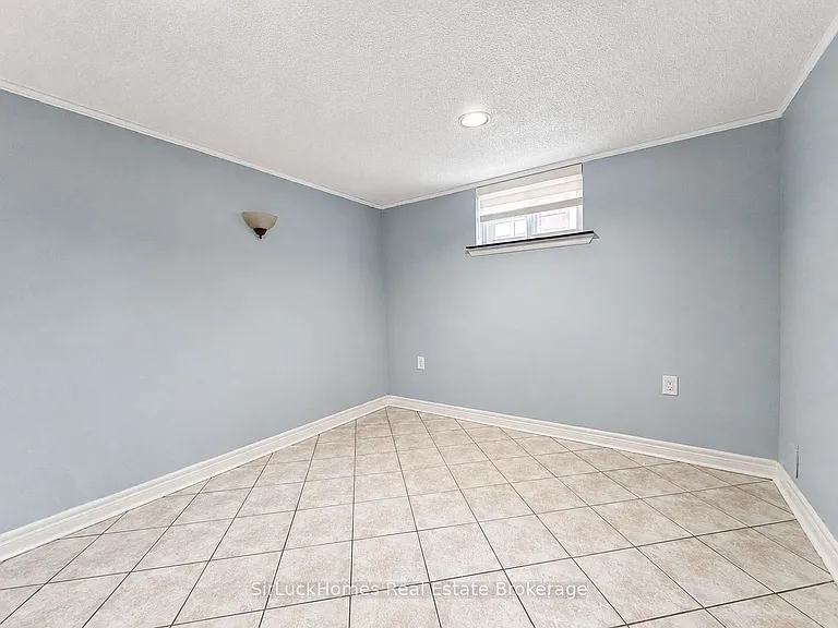 15 Snowood Ct — Photo 20