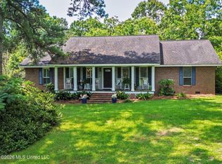 382 Garrett And McGill Dr, Poplarville, MS 39470
