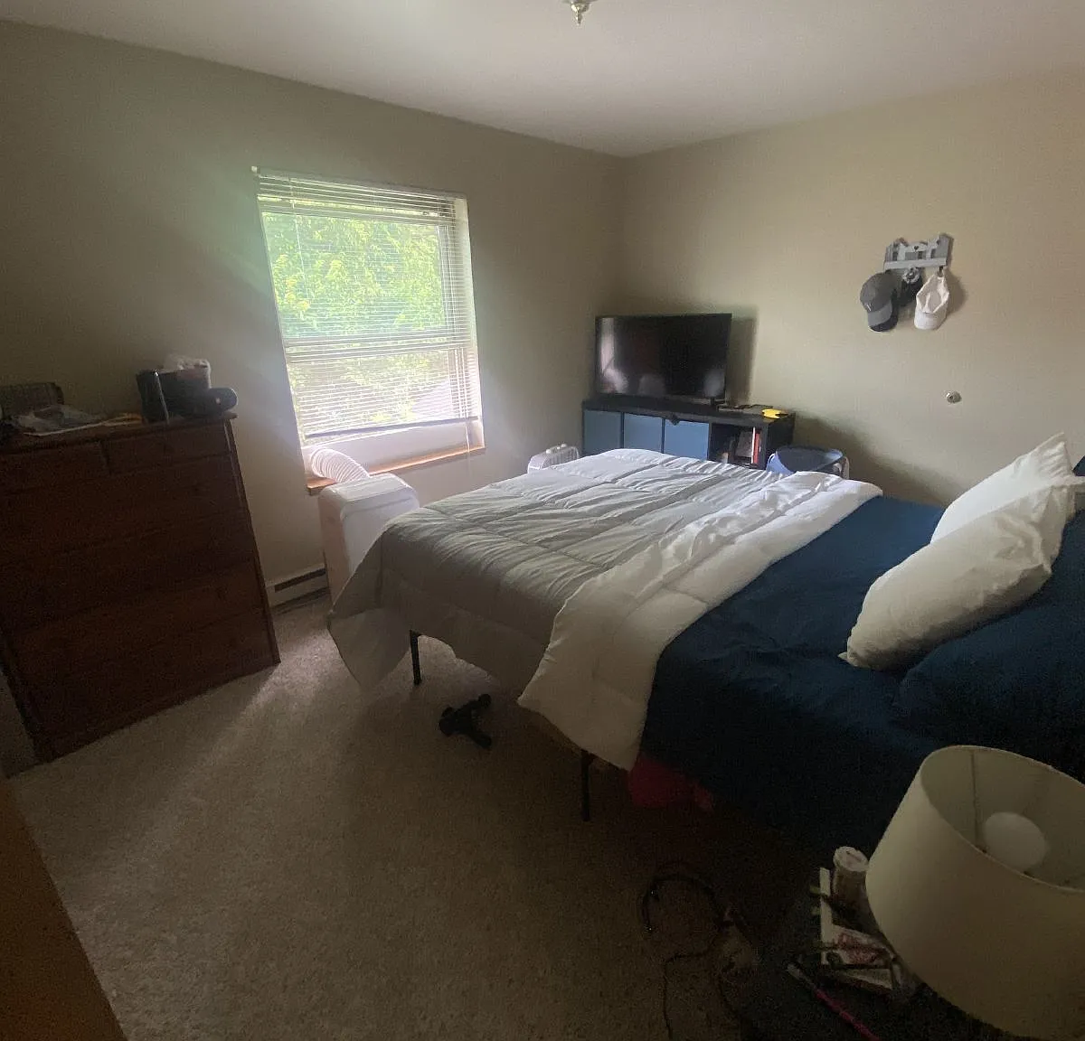 2 bed, 1.0 bath, $625 — Photo 4