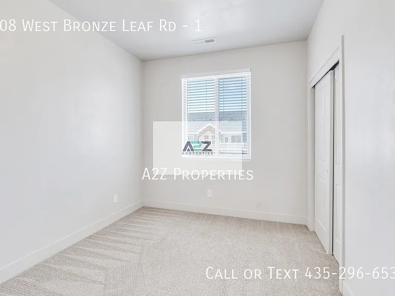 708 W Bronze Leaf Rd #1 — Photo 12