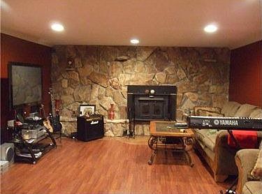 1st image of 1684 Winslow Dr