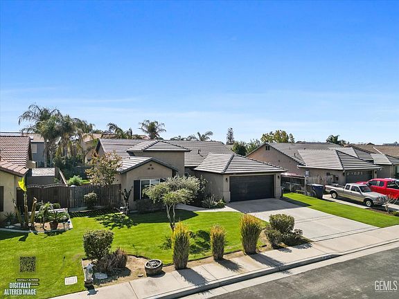 5th image of 10901 Gustavo Ct