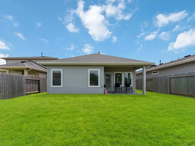 12812 Barnesbury Ln — Photo 35