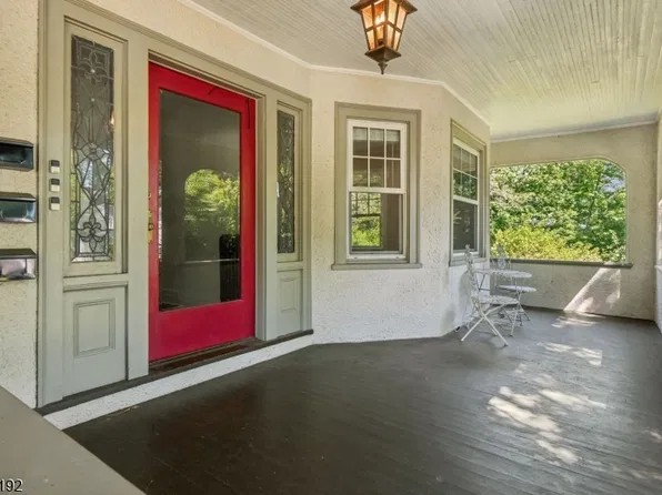 132 Midland Ave, Montclair, NJ 07042