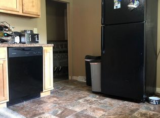 1410 Catherine Ave, Oshkosh, WI 54902