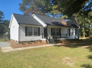 100 Elton Ln, Benson, NC 27504