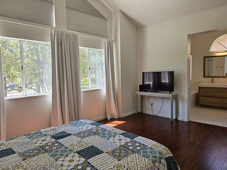 398 N Brook Glen Ln — Photo 29