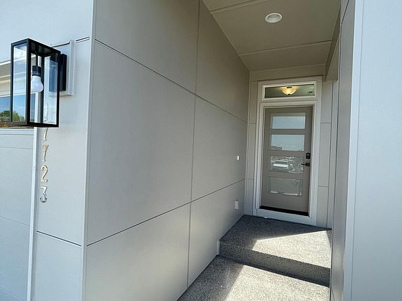 3rd image of 17723 NW 7th Ave