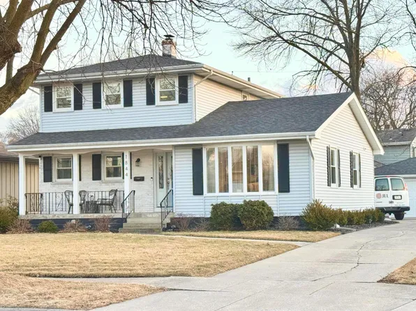 1844 Azalea Dr, Munster, IN 46321