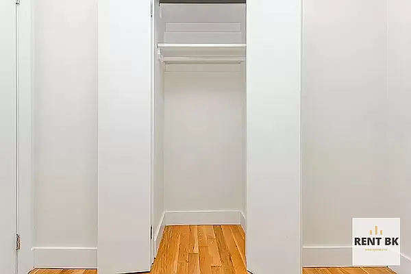 Rented by RENTBK LLC | media 8