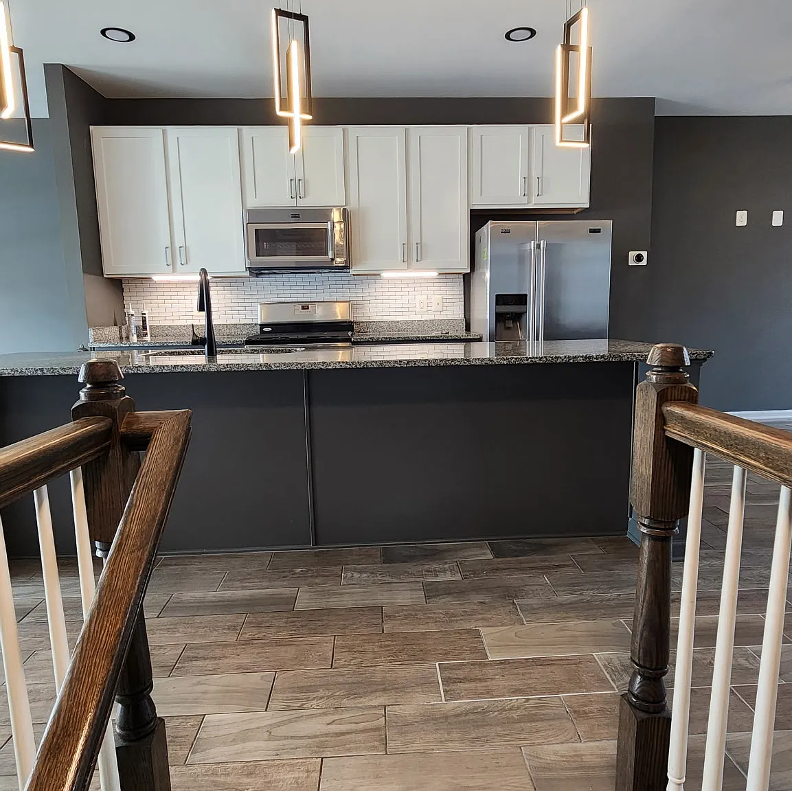3 bed, 2.5 bath, 1456 sqft, $3,130 — Photo 4