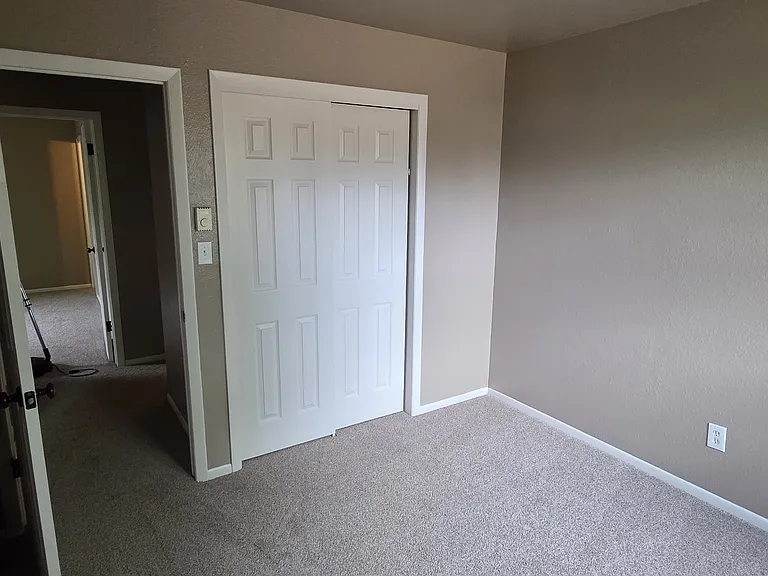1979 Sandalwood Ln — Photo 28
