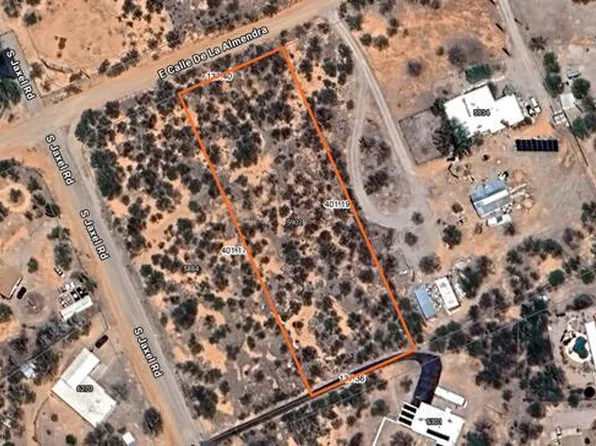 5902 E CALLE DE LA ALMENDRA Road #14, Hereford, AZ 85615