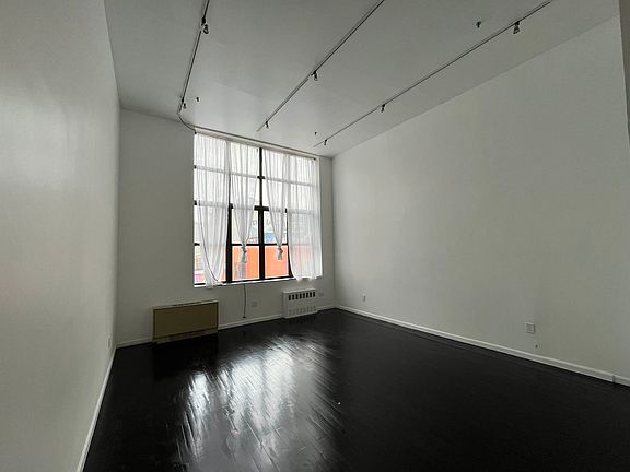 2nd image of 15 Lawton St APT 7