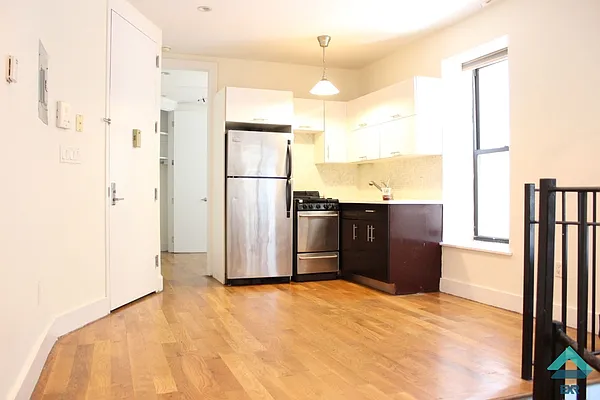 Rented by EXR | media 1