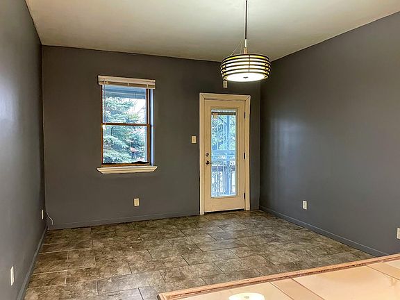 5th image of 3712 Deodar St APT 4