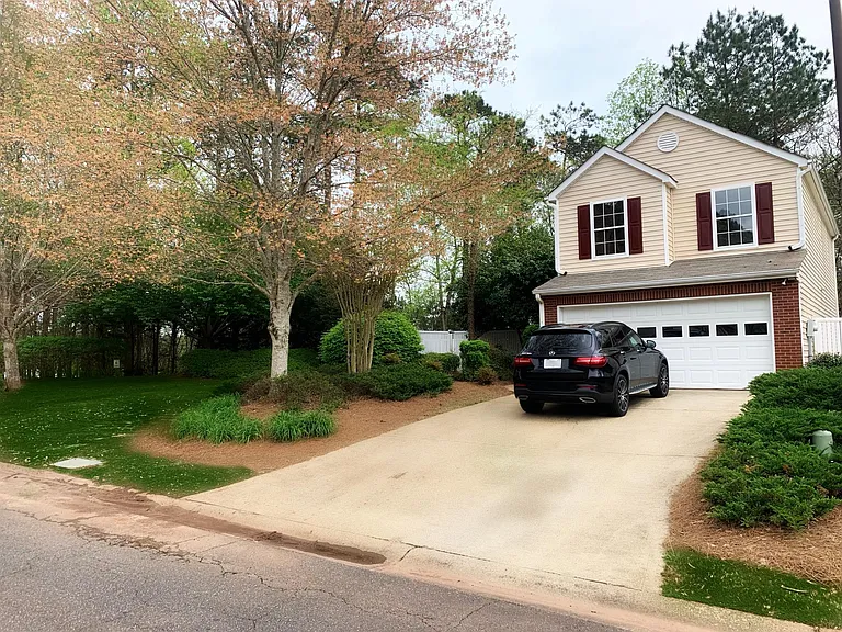 1071 Britley Park Ln — Photo 1