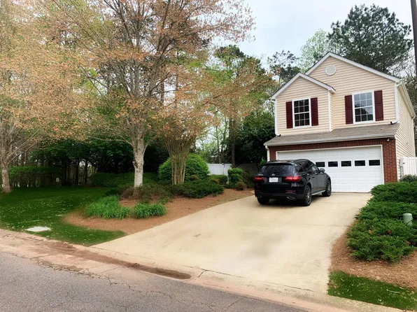 1071 Britley Park Ln, Woodstock, GA 30189