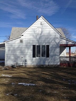 2nd image of 318 N Clinton St
