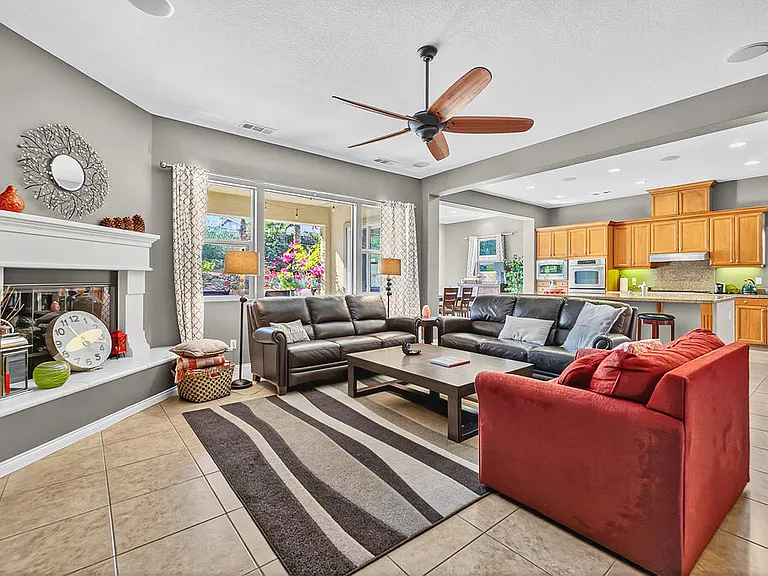 35831 Raphael Dr — Photo 5
