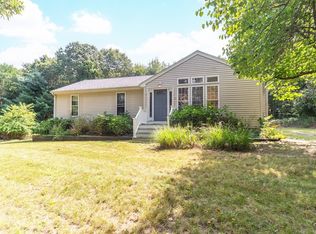 1 Morris Hope Ln, Berkley, MA 02779