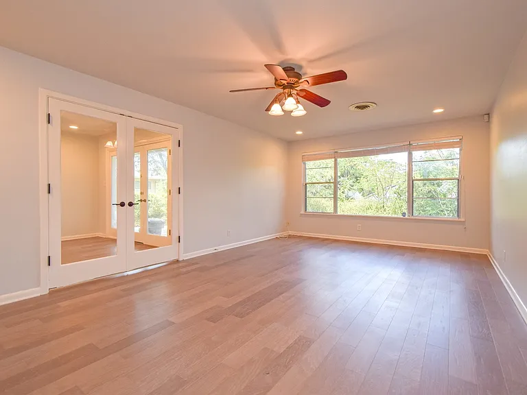 5003 Westview Dr — Photo 7