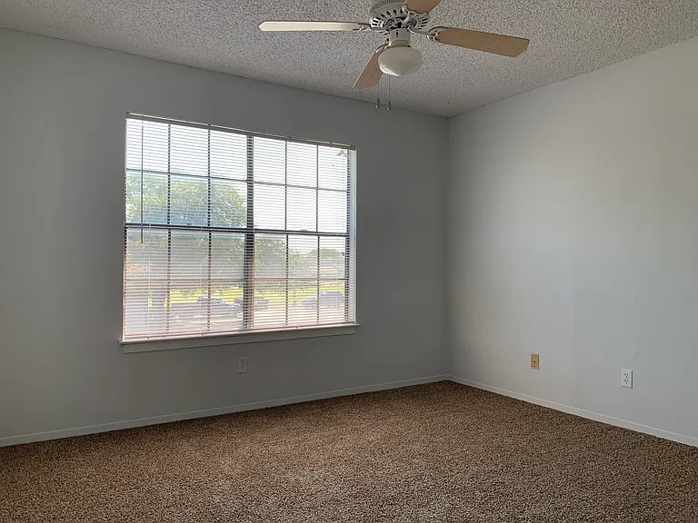 Aquarena Springs Dr — Photo 7