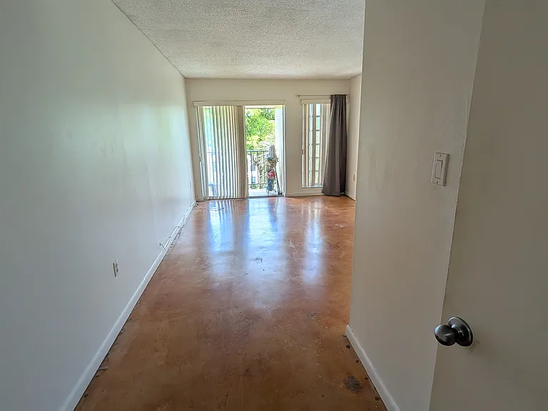 12035 NE 2nd Ave #A415 — Photo 9