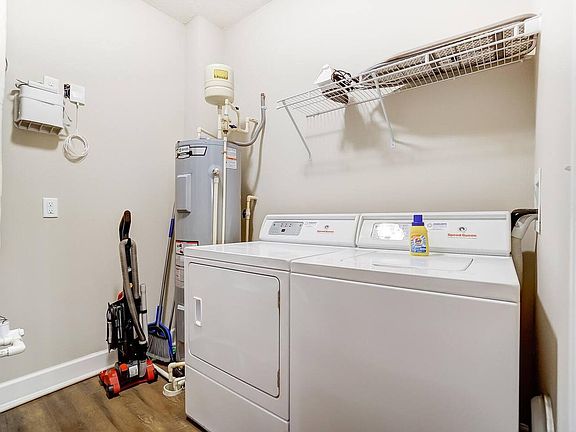 Laundry Room Cabinet