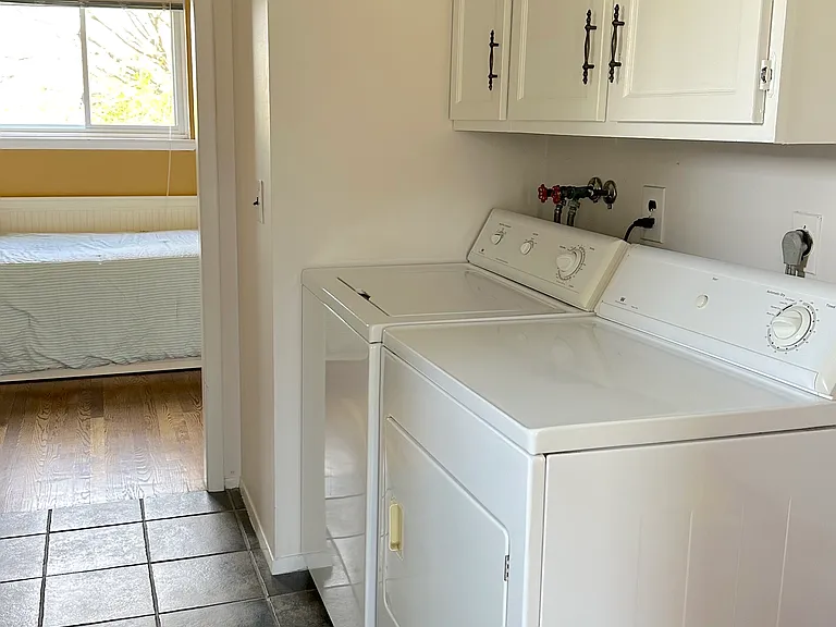104 Monroe Dr — Photo 13