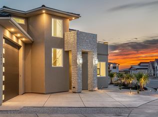 1975 W Cedar Breaks Dr, Hurricane, UT 84737