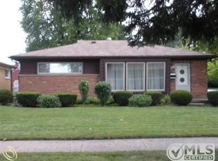 13581 Edison St, Southgate, MI 48195