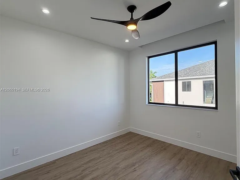 4664 SW 32nd Ave #4664 — Photo 38