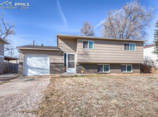 1540 Luna Dr, Fountain, CO 80817