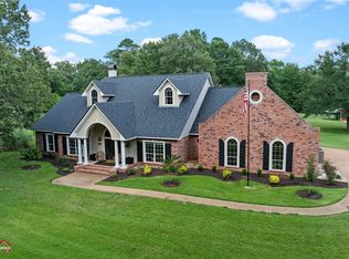 210 Butler Hill Rd, Benton, LA 71006