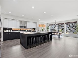 16005 57th Ave W, Edmonds, WA 98026