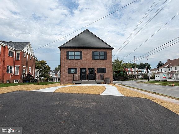 2nd image of 1340 Markley St